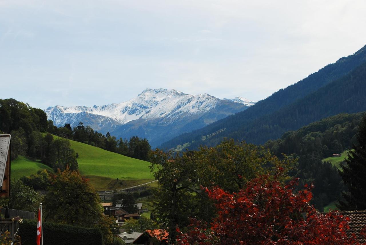 Rooms With Private Bathrooms Saas im Prattigau 外观 照片