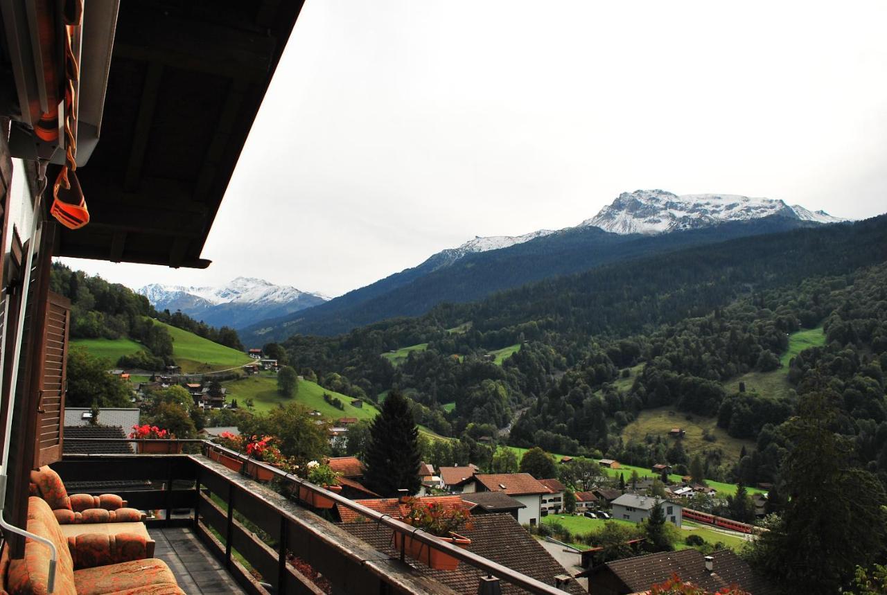 Rooms With Private Bathrooms Saas im Prattigau 外观 照片